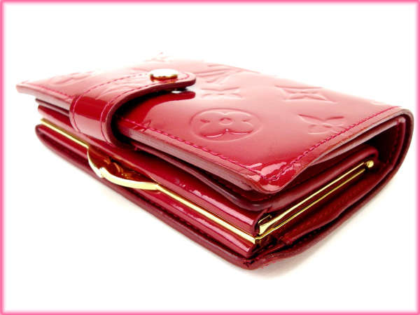 LOUIS VUITTON Bifold Wallet M91980 Enamel leather Red Portefeuille Vienova