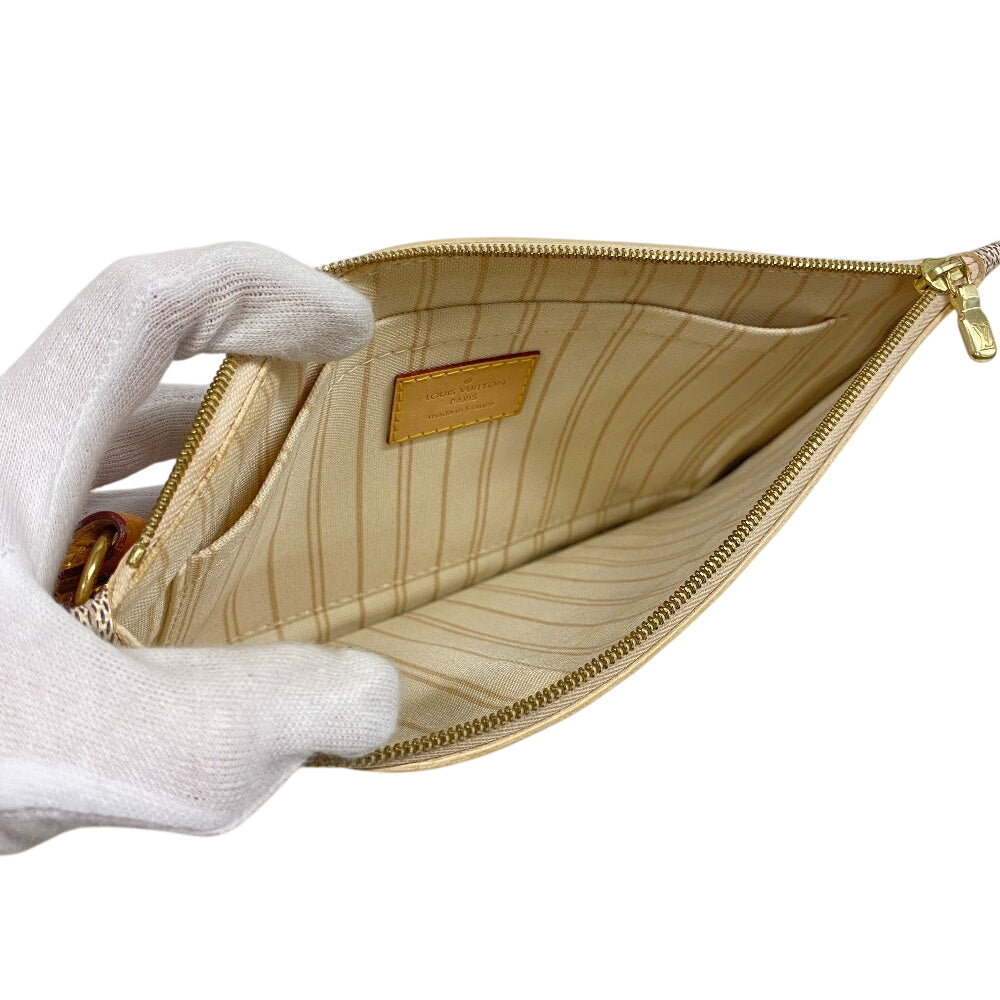 LOUIS VUITTON Pouch N41361 leather white Damier Azur Never full Women(Unisex) Used Authentic