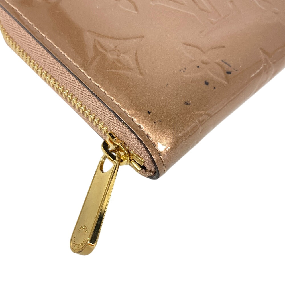 LOUIS VUITTON Coin case M90601 Vernis beige Zip Around Monogram Vernis Zip around purse Women Used Authentic