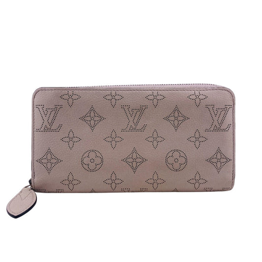 LOUIS VUITTON Long Wallet Purse M68670 Mahina gray Round zip wallet Mahina Zippy wallet Women Used Authentic