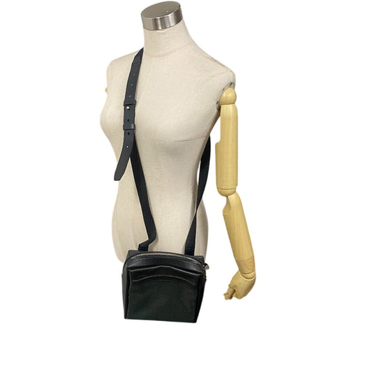 LOUIS VUITTON Shoulder Bag M30908 Taiga black Shoulder Bag Taiga Sayan mens Used Authentic