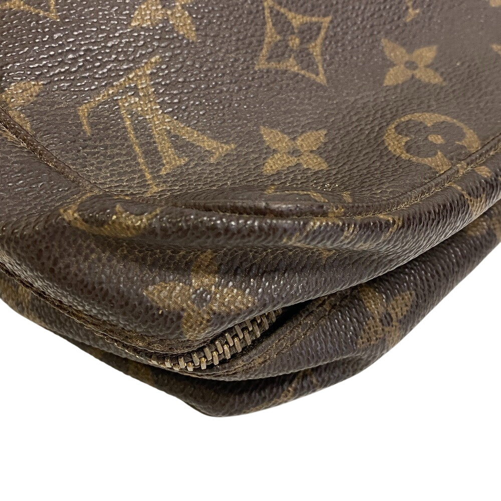 LOUIS VUITTON Clutch bag M47522 leather Brown Monogram Truth Cracking Ty 28