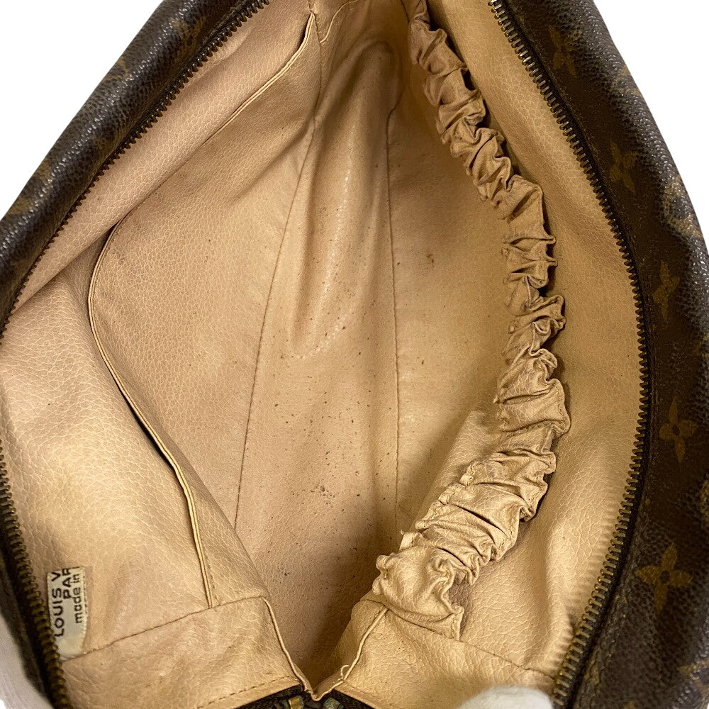 LOUIS VUITTON Clutch bag M47522 leather Brown Monogram Truth Cracking Ty 28