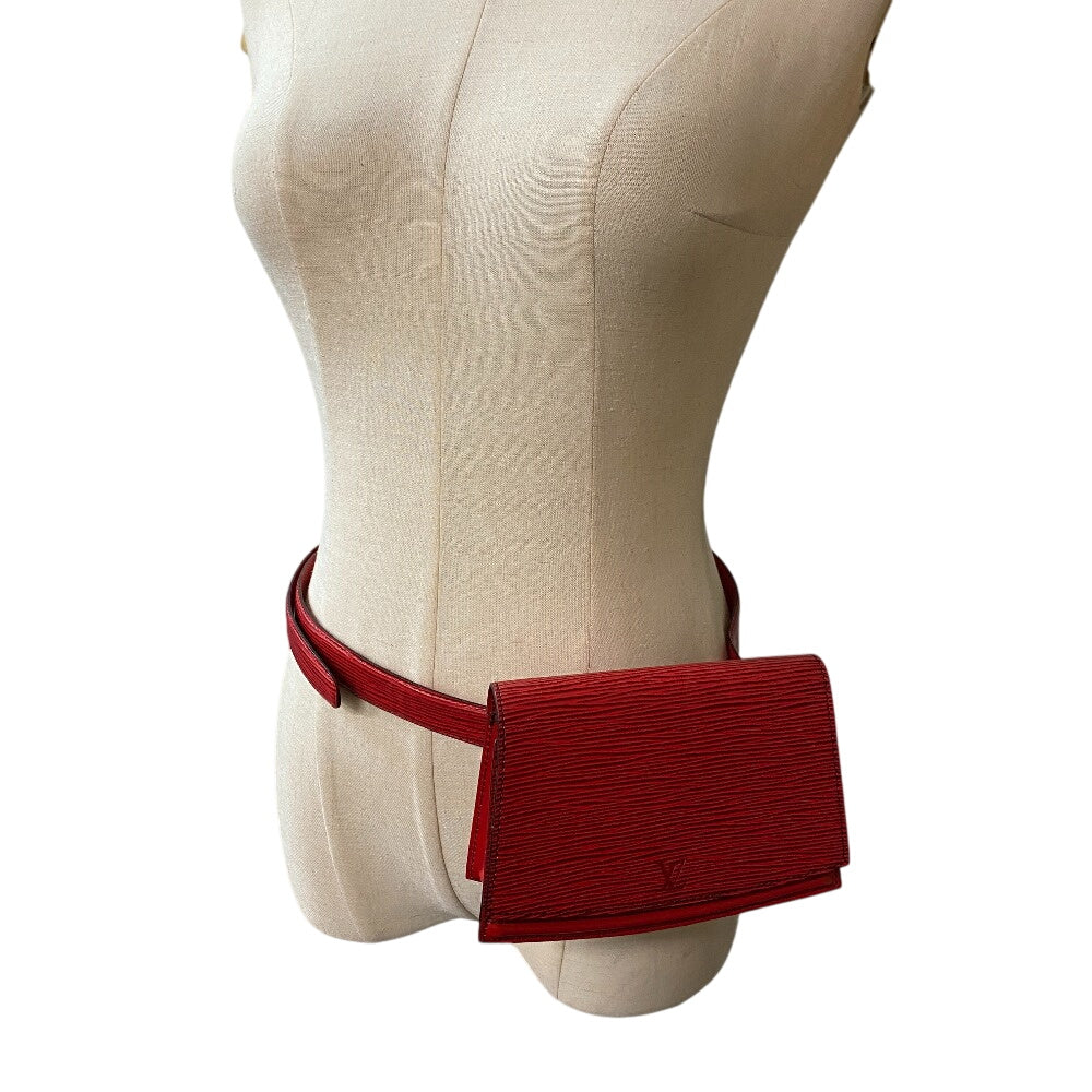 LOUIS VUITTON Sling bag M52607 Epi, Leather Red Epi Pochette Santur