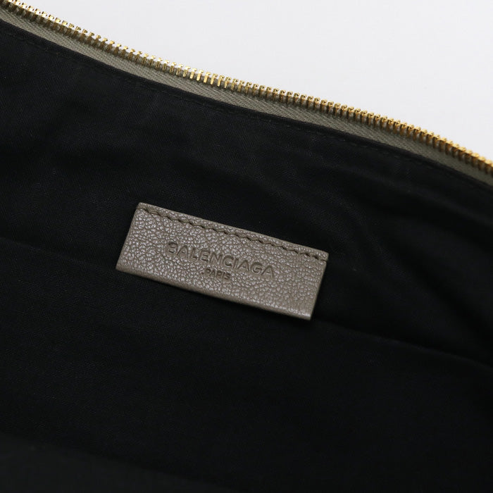 BALENCIAGA 390186 Clutch bag metal edge L-shaped clutch bag leather.Goatskin gray mens Used Authentic