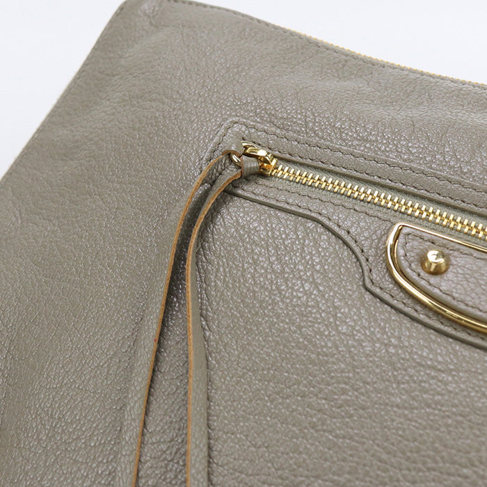 BALENCIAGA 390186 Clutch bag metal edge L-shaped clutch bag leather.Goatskin gray mens Used Authentic