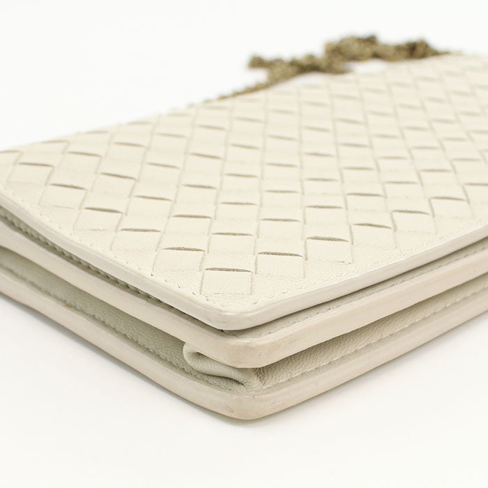 BOTTEGA VENETA 586906 INTRECCIATO Chain wallet leather white Women