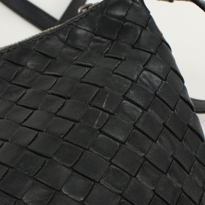 BOTTEGA VENETA BO88140 Shoulder Bag INTRECCIATO leather Black Women Used Authentic
