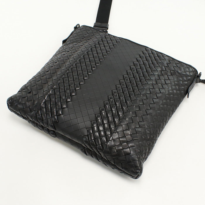 BOTTEGA VENETA BO94069 INTRECCIATO Shoulder Bag leather black mens Used Authentic
