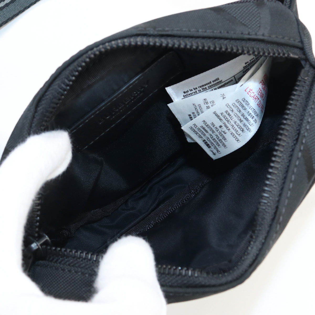 BURBERRY 8032395 body bag body bag polyester black mens(unisex) Used Authentic