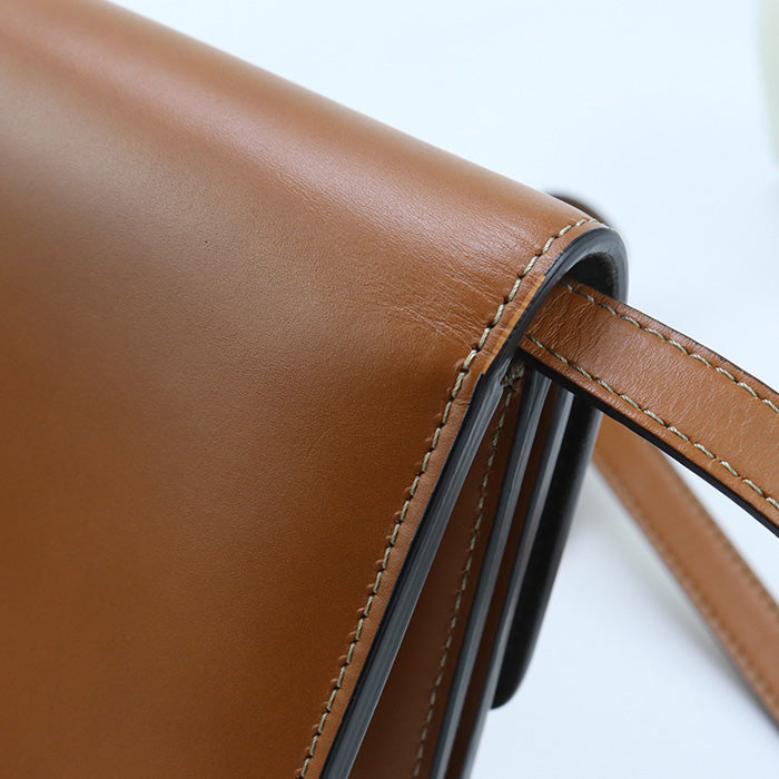 FENDI FE90591 Shoulder Bag curligraphy Shoulder Bag leather brown Women