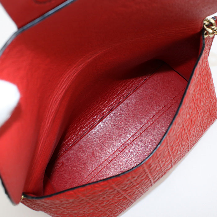 LOEWE 310.89.N49 Shoulder bag anagram Repeat ChainShoulder Bag Calfskin Red Women