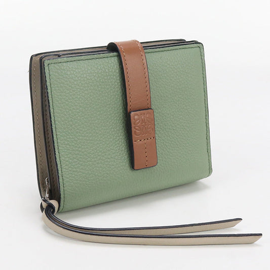 LOEWE C660Z41X01 Compact zip wallet Folded wallet Calfskin green Women