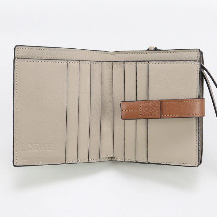 LOEWE C660Z41X01 Compact zip wallet Folded wallet Calfskin green Women
